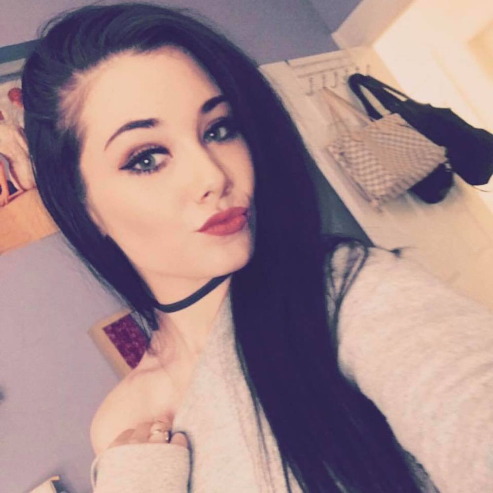 Meet your Posher, Leah
